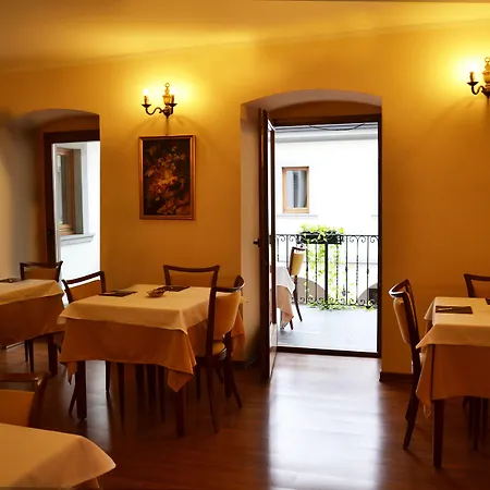 Sebino Szálloda Sarnico