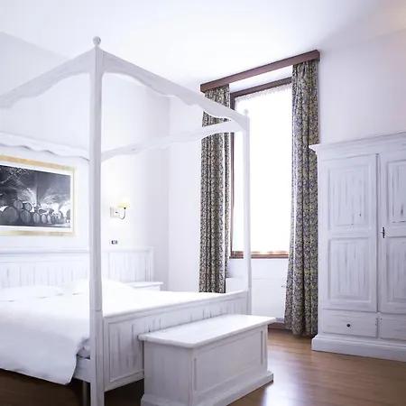 Hotel Sebino Sarnico