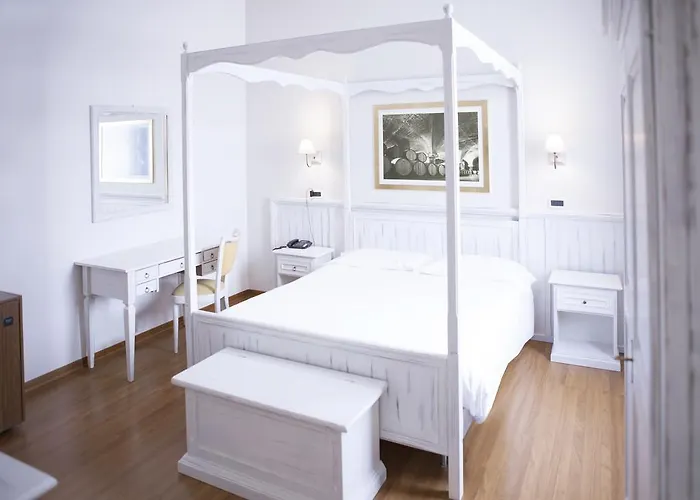 Sebino Hotel Sarnico