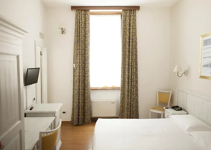 Hotel Sebino Sarnico