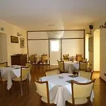Sebino Hotel 3*